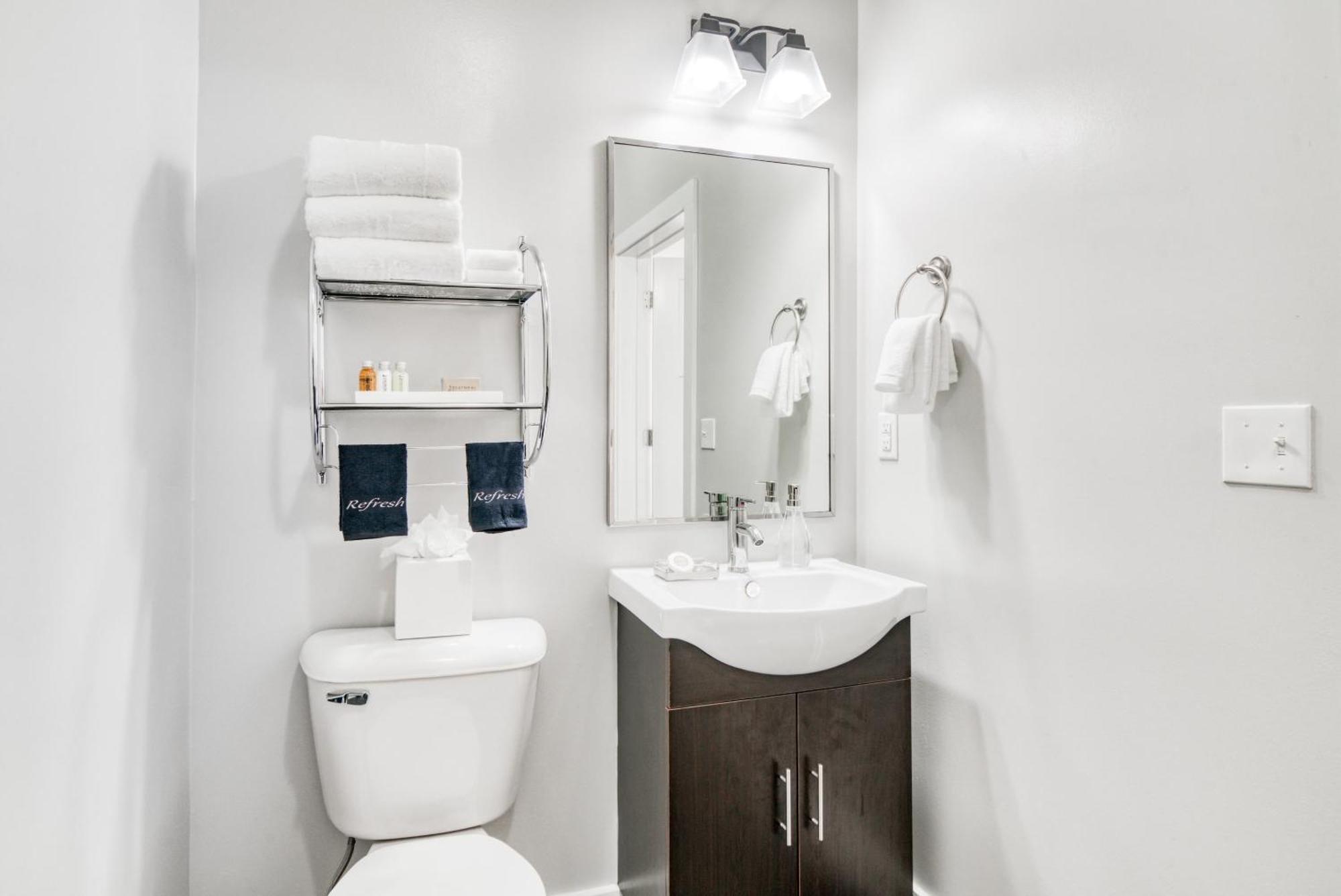 Cozysuites Music Row Bold 1Br W Free Parking Нэшвилл Экстерьер фото